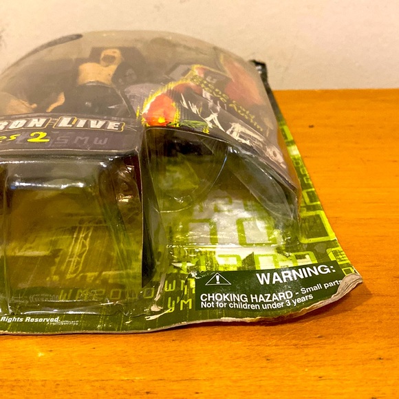 Wrestlemania  World Wrestling Federation 2000 Stone Cold Steve Austin Figure NIP - Picture 10 of 10